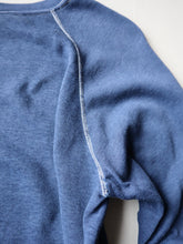Load image into Gallery viewer, 1980s Faded Soft & Thin Raglan Sweatshirt - M