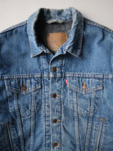 Load image into Gallery viewer, 1980s Made in USA Levi's Blanket Lined Denim Jacket - M/L