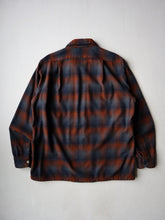 Load image into Gallery viewer, 1960s Pendleton Shadow Plaid Loop Collar Wool Flannel - L