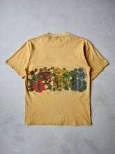 Load image into Gallery viewer, 1970s Designs Alive Flower Pocket T-Shirt - XS