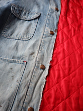 Load image into Gallery viewer, 1970s Distressed Wrangler Denim Chore Jacket - L
