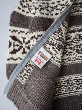 Load image into Gallery viewer, 1980s Tuak Cowichan Knit Zip Up Sweater - S