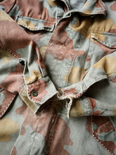 Load image into Gallery viewer, 1960s Italian Army San Marco Camouflage Field Jacket - L/XL