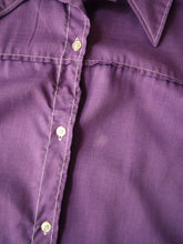 Load image into Gallery viewer, 1970s Hilton Chainstitched Women's Bowling Shirt - M
