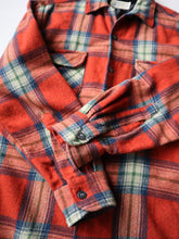Load image into Gallery viewer, 1960s Towncraft Penney Plaid Loop Collar Shirt - M