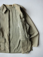 Load image into Gallery viewer, 1970s French Hunting Jacket - L
