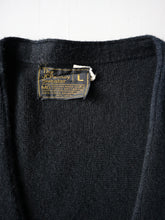 Load image into Gallery viewer, 1970s JCPenney Cardigan - M