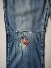 Load image into Gallery viewer, 1970s Thrashed & Patched Wrangler Misses Bootcut Jeans - 30"