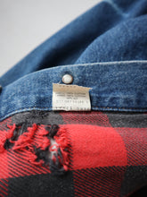 Load image into Gallery viewer, 1980s Made in USA Levi's Flannel Lined Denim Jacket - S