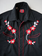Load image into Gallery viewer, 1970s Chute Embroidered Floral Western Shirt - XXS