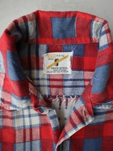 Load image into Gallery viewer, 1970's BVD Neva-Press Two Pocket Plaid Flannel Shirt - M