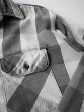 Load image into Gallery viewer, 1970s Five Brother Plaid Flannel - L