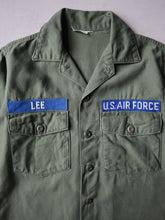 Load image into Gallery viewer, 1970s U.S Army OG-107 Fatigue Shirt - M