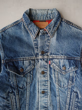 Load image into Gallery viewer, 1980s Made in USA Levi's Flannel Lined Denim Jacket - XS