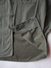 Load image into Gallery viewer, 1990's German Army Shirt - S/M