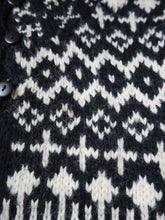 Load image into Gallery viewer, 1980's L.L. Bean Nordic Wool Henley Style Knit Sweater - M/L