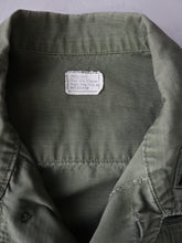Load image into Gallery viewer, 1960's U.S Army Poplin Jungle Jacket - M