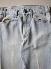 Load image into Gallery viewer, 1970's Distressed Levi's 646 Flare Jeans - 29"
