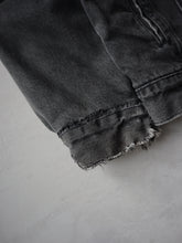 Load image into Gallery viewer, 1980's Distressed Levi's Sherpa Lined Denim Jacket - S/M