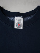 Load image into Gallery viewer, 1990s Munsingwear Heavy Sweatshirt - L