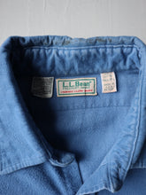 Load image into Gallery viewer, 1980s L.L Bean Chamois Shirt - L