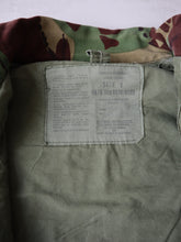 Load image into Gallery viewer, 1990's British Army DPM Camo Smock Jacket - M