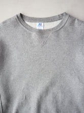 Load image into Gallery viewer, Reverse Weave Style Russell Athletic Sweatshirt - L