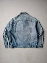 Load image into Gallery viewer, 1990s Made in USA Levi's Type 3 Denim Jacket - L