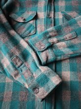 Load image into Gallery viewer, 1980s Woolrich Plaid Wool Blend Shirt - L