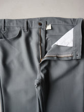 Load image into Gallery viewer, 1990's Levi's 517 Bootcut Pants - 38"
