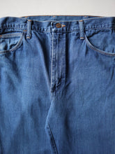 Load image into Gallery viewer, 1970's Wrangler Bootcut Jeans - 32"