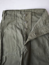 Load image into Gallery viewer, 1970's U.S Army OG-107 Fatigue Pants - 25"