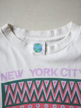Load image into Gallery viewer, 1990's Distressed 'New York' Art T-Shirt - S/M