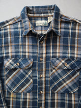 Load image into Gallery viewer, 1990s Fieldmaster Flannel Shirt - M