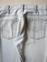 Load image into Gallery viewer, 1970's Distressed Levi's 646 Flare Jeans - 29"