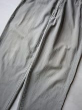 Load image into Gallery viewer, 1990s Polo Ralph Lauren Chino Pants - 33"