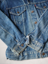 Load image into Gallery viewer, 1970s Made in USA Levi's Denim Jacket - XS