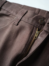 Load image into Gallery viewer, 1980's Levi's 517 Bootcut Pants - 33"
