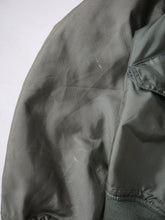 Load image into Gallery viewer, 1970s U.S Army CWU-45/P Cold Weather Bomber Jacket - M