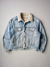 Load image into Gallery viewer, 1970s Thrashed Levi's Orange Tab Sherpa Lined Denim Jacket - M/L