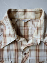 Load image into Gallery viewer, 1970's Permanent Press Pearl Snap Shirt - L