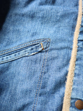 Load image into Gallery viewer, 1970s Wrangler Lined Denim Jacket with Corduroy Collar - M