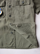 Load image into Gallery viewer, 1970's U.S Army OG-107 Sateen Shirt - M