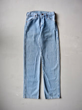 Load image into Gallery viewer, Made in USA Wrangler Denim Jeans - 27"
