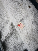 Load image into Gallery viewer, 1980s Levi's Sherpa Lined Denim Jacket - L