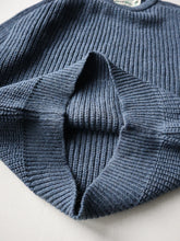 Load image into Gallery viewer, 1980s Aran Crafts Chunky Knit Sweater - L