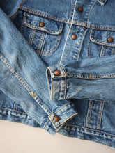 Load image into Gallery viewer, 1970's GWG Denim Trucker Jacket - S