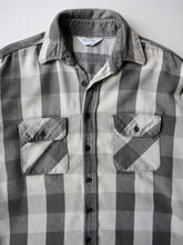 Load image into Gallery viewer, 1970s Five Brother Plaid Flannel - L