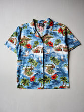 Load image into Gallery viewer, 1980s Women's Hawaiian Shirt - S