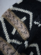 Load image into Gallery viewer, 1980's Stuga Tasmania Shag Style Knit Sweater - L